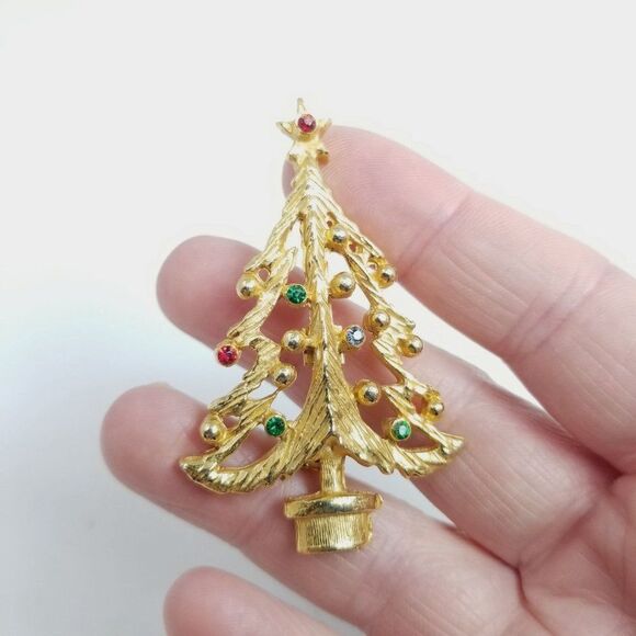 Vintage Gold Tone Christmas Tree Brooch, Holiday Festive Retro Estate Ornaments - Picture 3 of 5